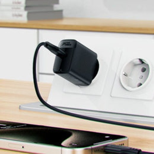 بكج شاحن أيس فاست (Acefast A82) سريع بقوة 20 واط مع كابل USB-C إلى Lightning، تقنية GaN المتطورة وحماية ذكية للأجهزة - أسود product thumbnail 3