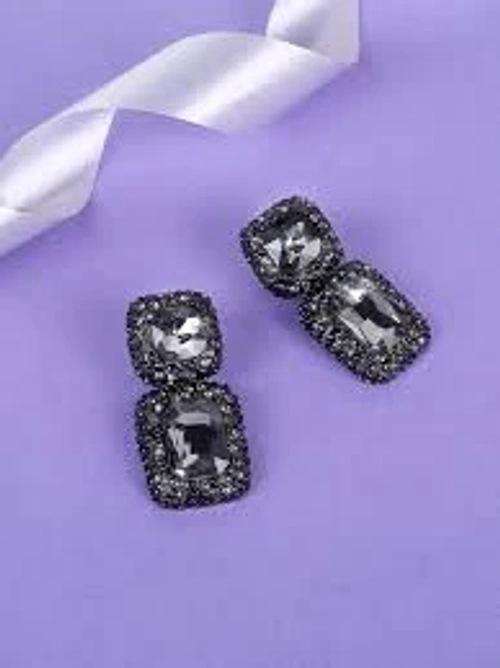 أقراط كريستال نسائية product thumbnail 2