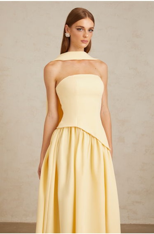 Sidonie Yellow Off-Shoulder Panel Maxi Gown product thumbnail 2