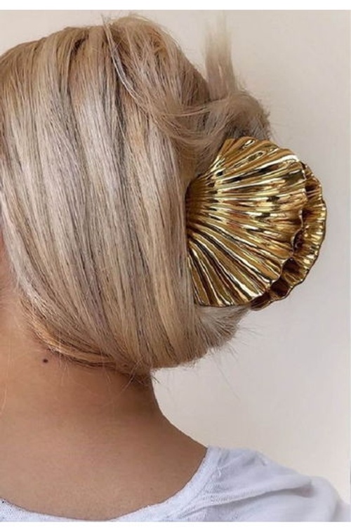 Glossy Golden Shell Hair Claw product thumbnail 2