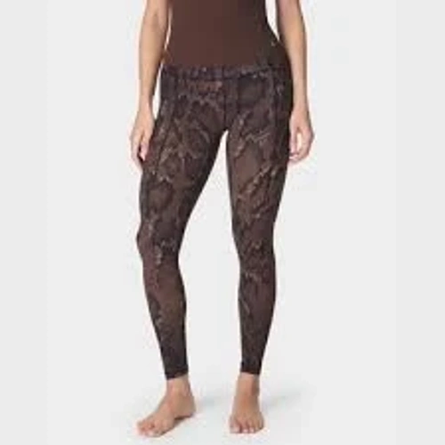 سروال يوغا نسائي ناعم product thumbnail 2