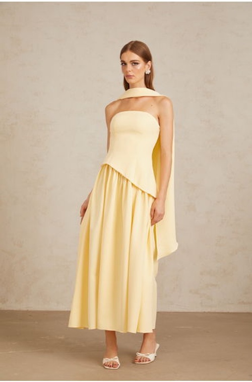 Sidonie Yellow Off-Shoulder Panel Maxi Gown product thumbnail 4