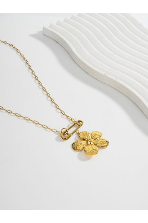 Women Metal Paperclip Floral Pendant Necklace product thumbnail 2