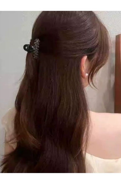 Set of 4 - Crystal Hair Clips product thumbnail 2