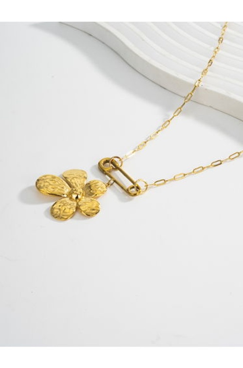 Women Metal Paperclip Floral Pendant Necklace product thumbnail 3