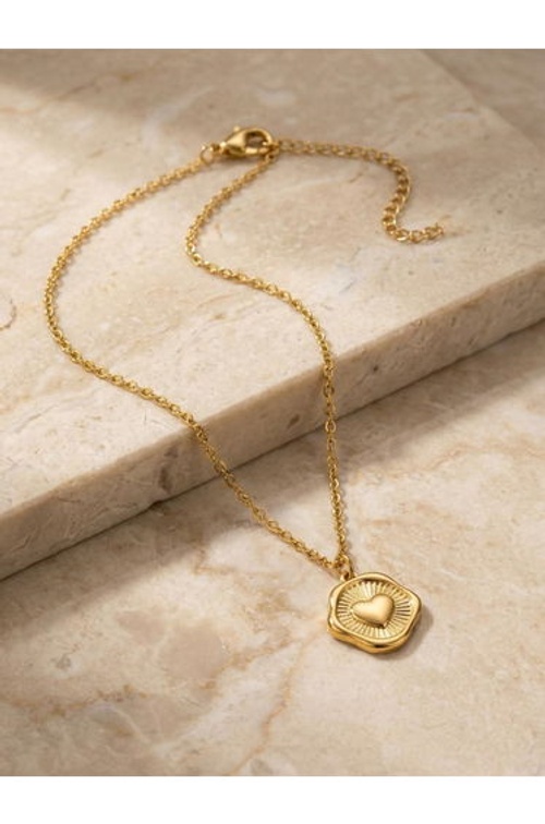 Geometric Heart-Shaped Pendant Necklace product thumbnail 3