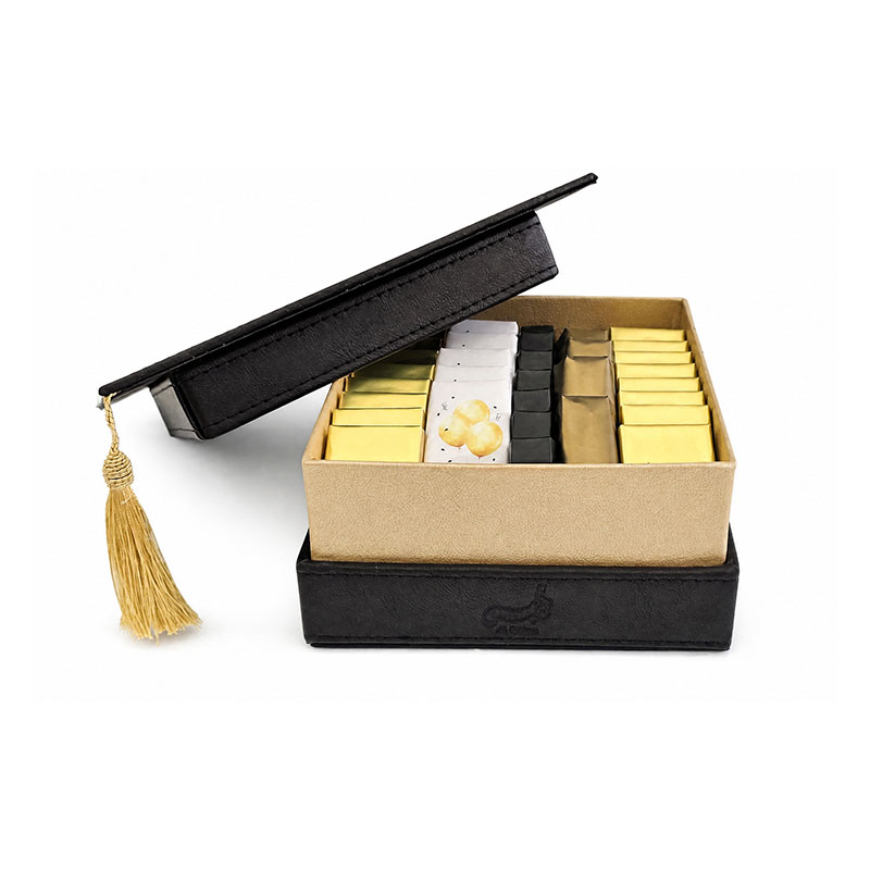 Al Qabas Graduation Square Leather Chocolate Box 500g